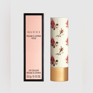 Gucci red Scarlett lipstick